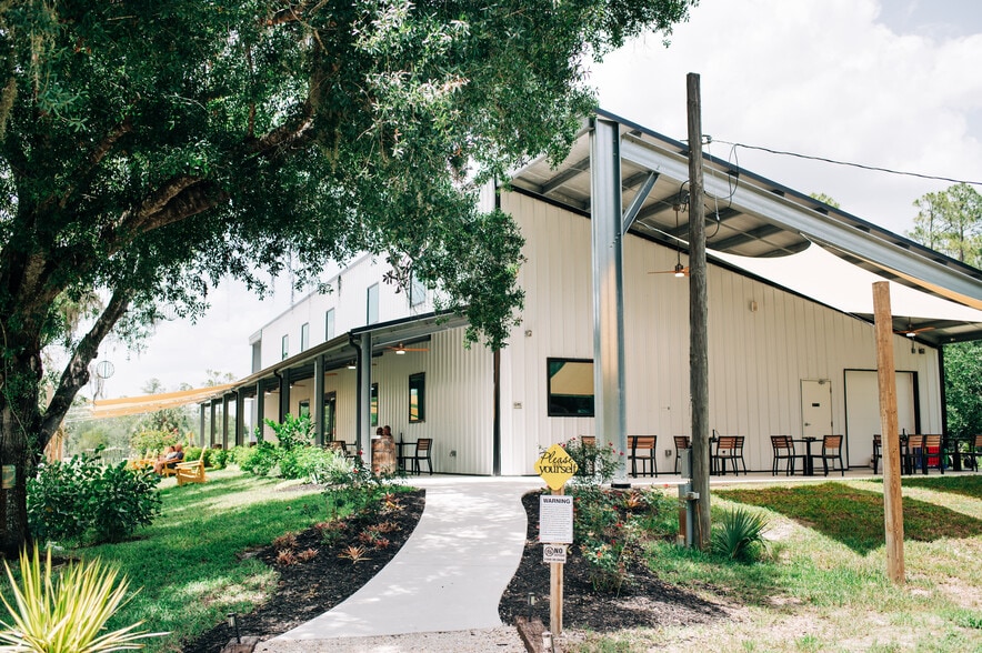 More Photos Of 20948 Corkscrew Rd, Estero Winery Vineyard For Sale