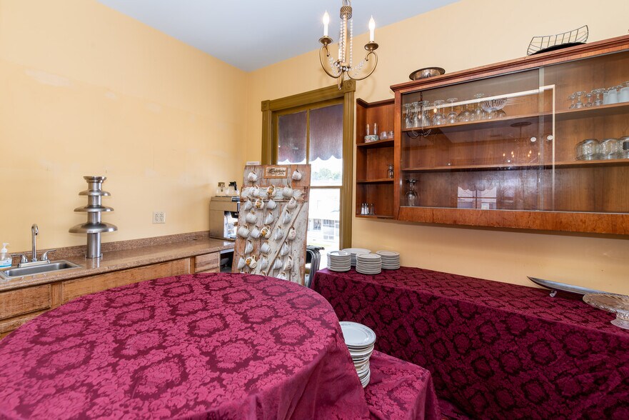 More Photos Of 55 Chestnut St, Elmer Convenience Store For Sale