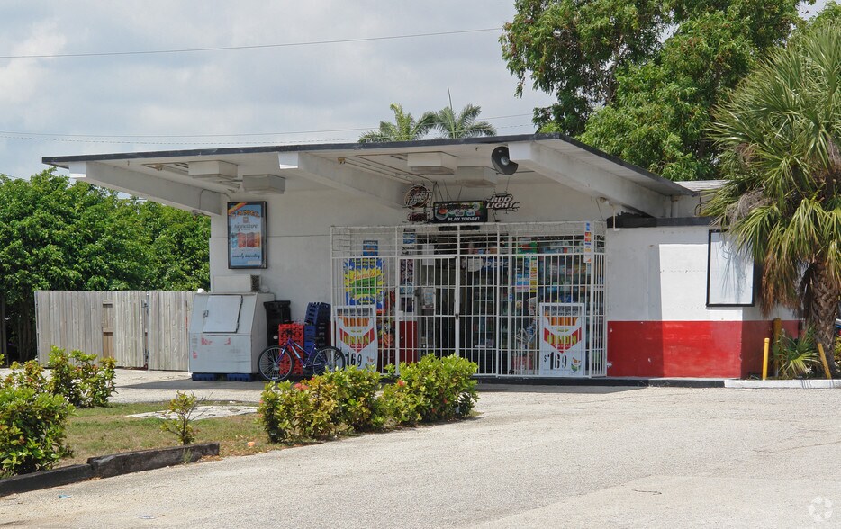More Photos Of 1621 S Cypress Rd, Pompano Beach Convenience Store For Sale