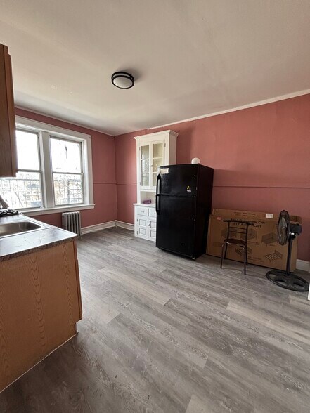 More Photos Of 53 N Day St, Orange Apartments For Sale