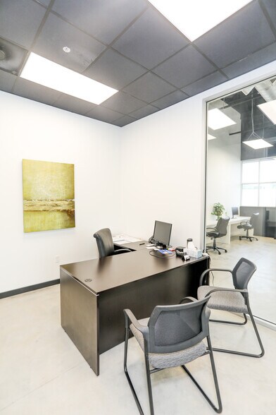 More Photos Of 525 Woodland Square Blvd, Conroe Coworking Space