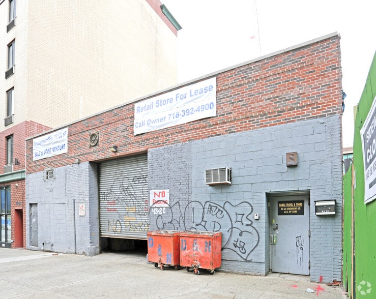 Primary Photo Of 42-22 Crescent St, Long Island City Apartments For Lease