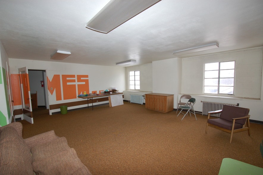More Photos Of 352 SE 2nd St, Pendleton Loft Creative Space For Sale