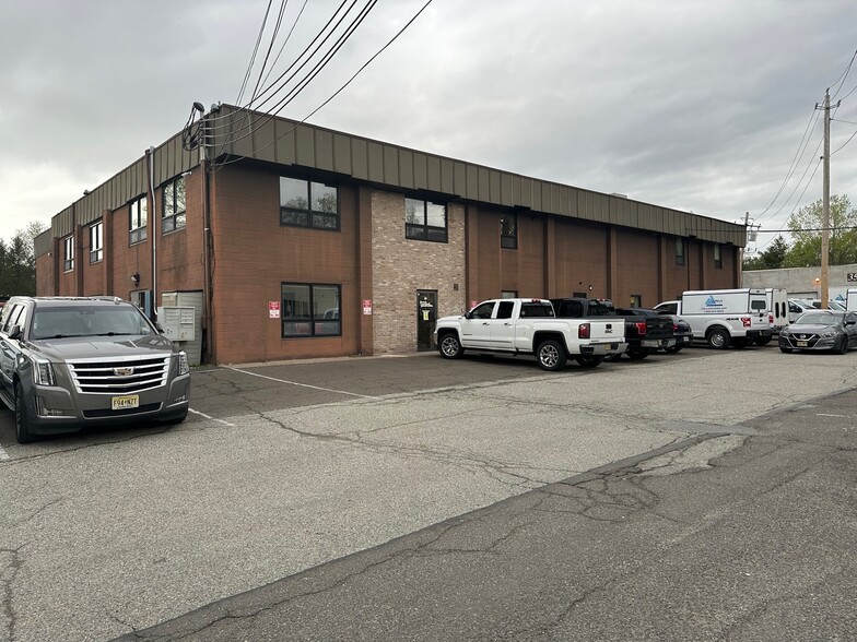 Primary Photo Of 35 Whitney Rd, Mahwah Light Manufacturing For Lease