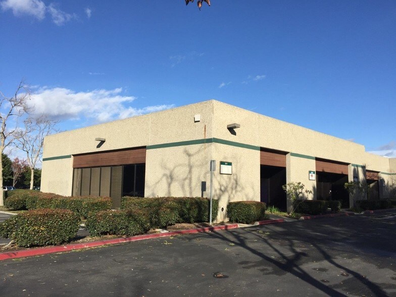 More Photos Of 3201 Corte Malpaso, Camarillo Warehouse For Lease