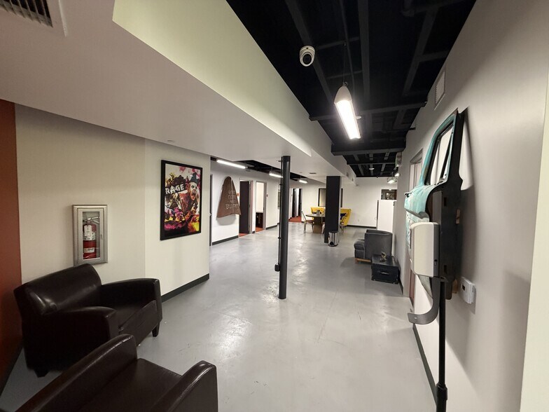 More Photos Of 441 N Varney St, Burbank Loft Creative Space For Lease