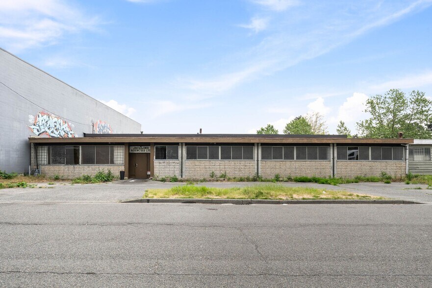 More Photos Of 8242 Ontario St, Vancouver Warehouse For Sale