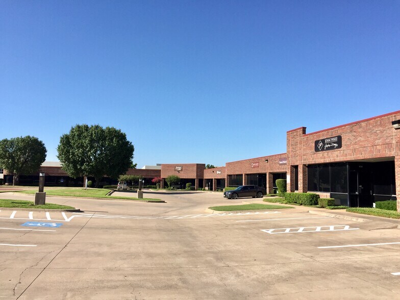 More Photos Of 1701-1801 Analog Dr, Richardson Office For Lease