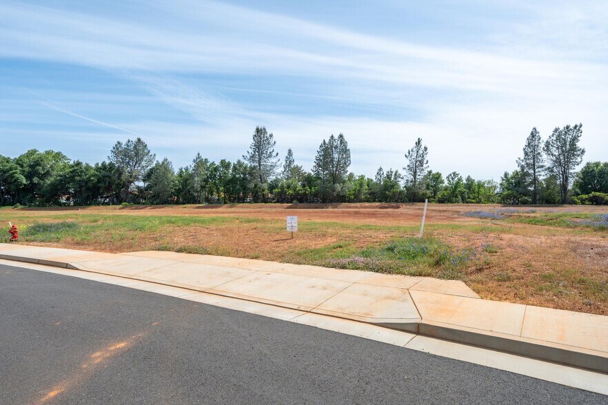 More Photos Of Rancho Industrial Park, Redding Land For Sale