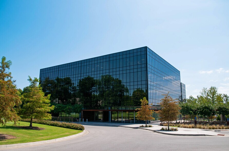 More Photos Of 8801 S Yale Ave, Tulsa Unknown For Lease