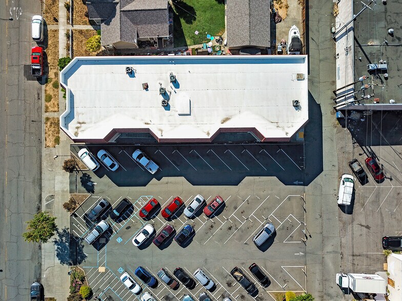 More Photos Of 934 Missouri St, Fairfield Office For Sale