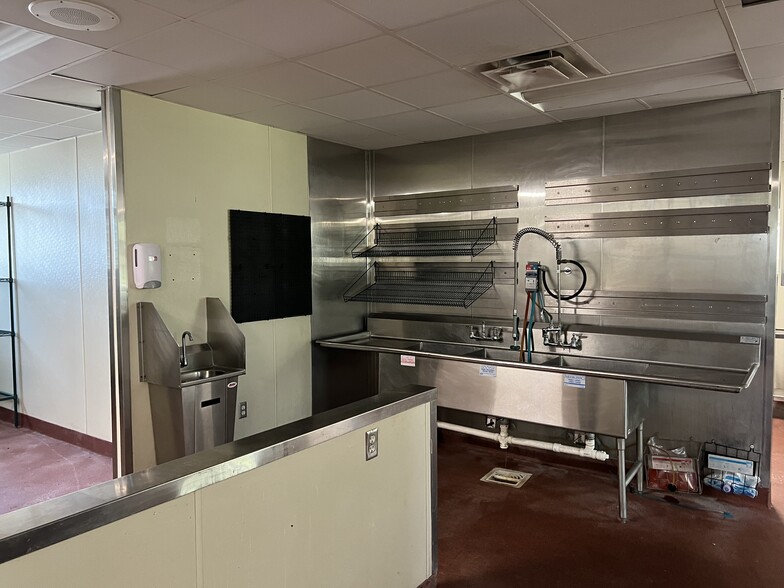 More Photos Of 2119 W Tennessee St, Tallahassee Fast Food For Lease