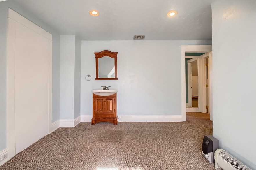 More Photos Of 4940 Ward Rd, Wheat Ridge Storefront Retail Office For Lease