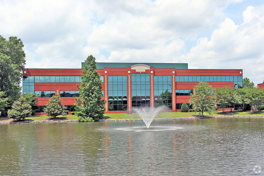 Primary Photo Of 1313 Executive Blvd, Chesapeake Office For Lease