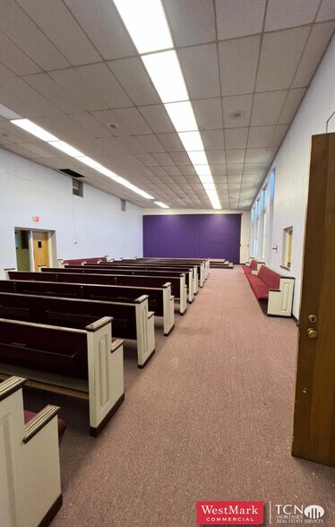 More Photos Of 701 E Queens St, Lubbock Schools For Sale