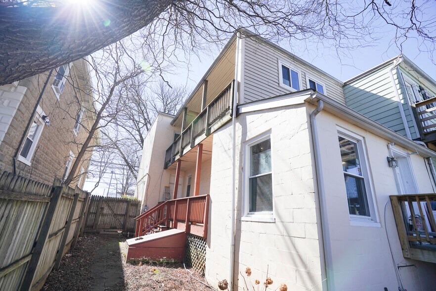 More Photos Of 325 W 7th St, Frederick Storefront Retail Office For Sale