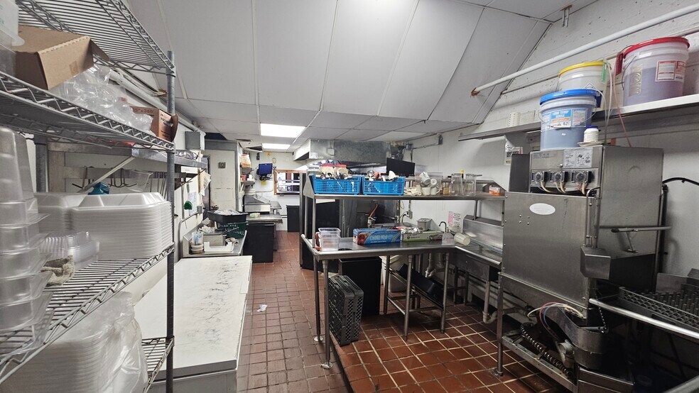 More Photos Of 614 Lake Ave, Lake Worth Restaurant For Lease