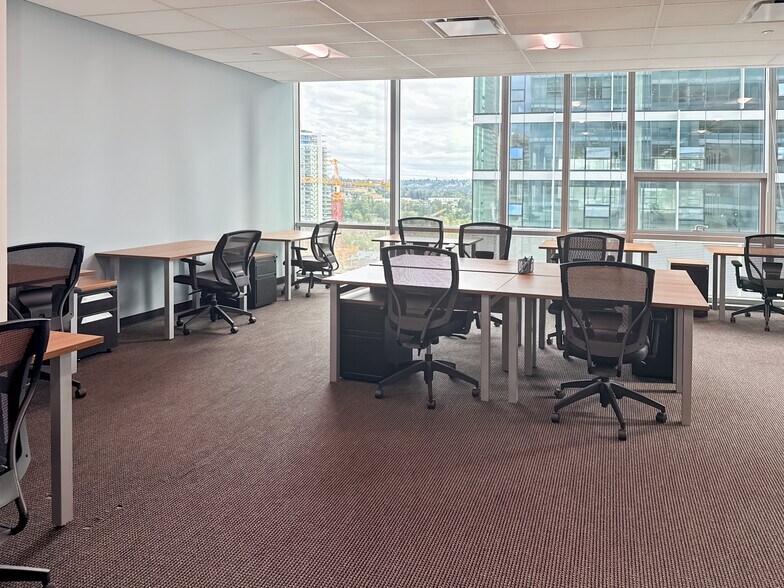 More Photos Of 4402 Skyline Dr, Burnaby Coworking Space