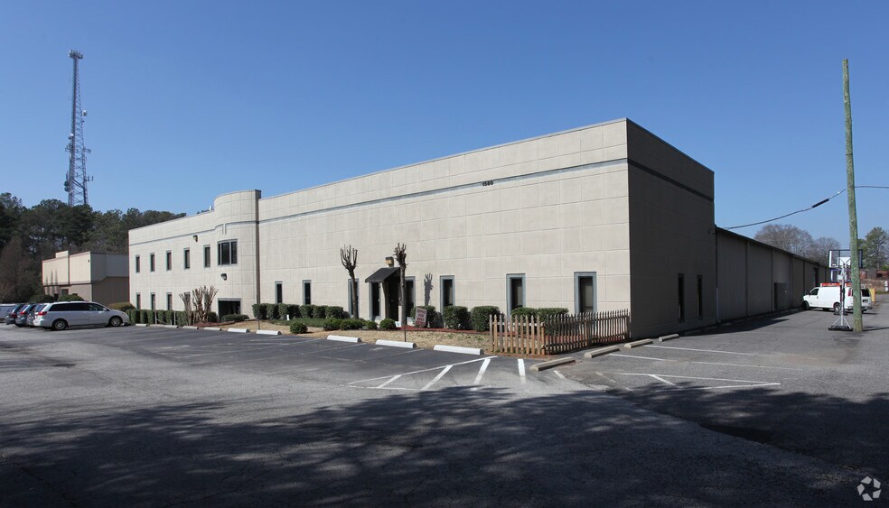 More Photos Of 1350 Tidwell Dr, Alpharetta Office For Lease