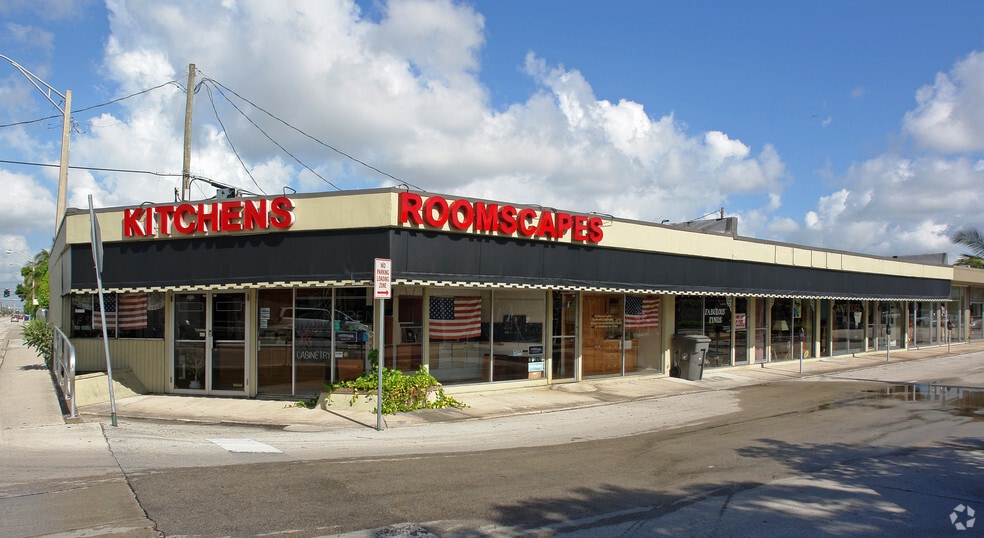 More Photos Of 2301 NE 26th St, Fort Lauderdale Freestanding For Lease
