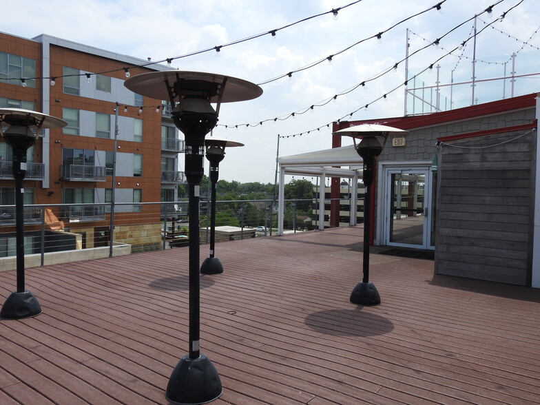 More Photos Of 1402 W Lake St, Minneapolis Restaurant For Sale