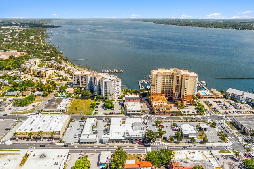 More Photos Of 105-113 Brevard Ave, Cocoa Storefront For Sale