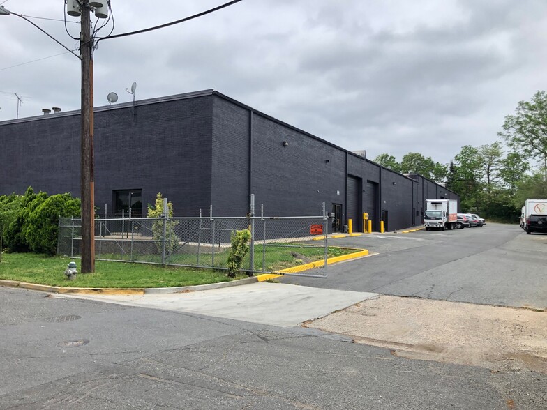 Primary Photo Of 5720-5726 Lafayette Pl, Hyattsville Warehouse For Lease