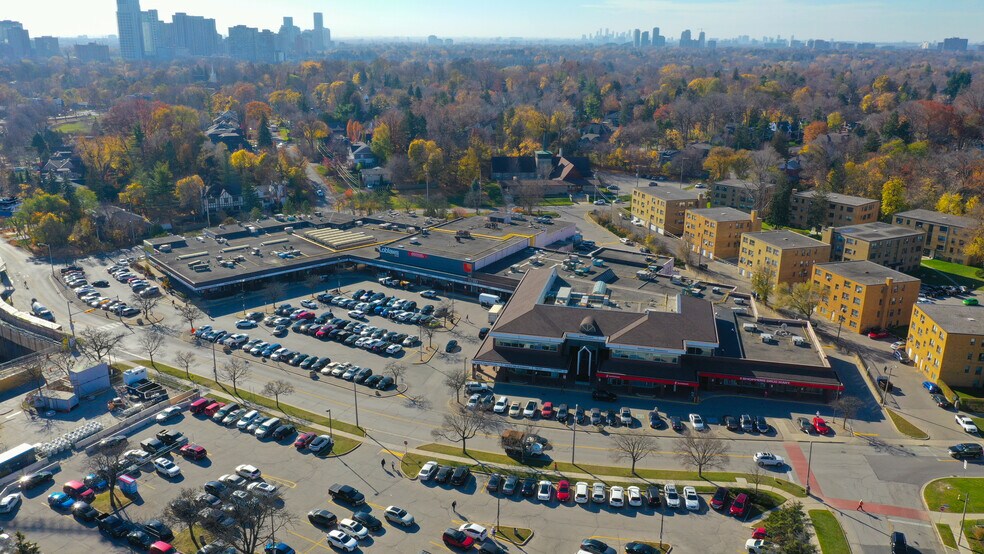 Primary Photo Of 270 The Kingsway, Toronto General Retail For Lease