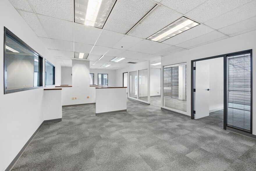 More Photos Of 8790 Governors Hill Dr, Cincinnati Office For Lease