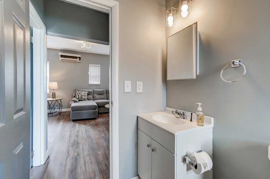 More Photos Of 2346-2350 Boone Ave, Cincinnati Apartments For Sale