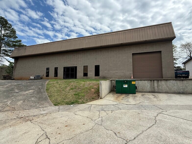 Primary Photo Of 1675 NW Old 41 Hwy, Marietta Industrial For Sale