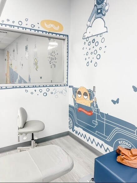 More Photos Of 2001-2095 Diamond Blvd, Concord General Retail For Lease