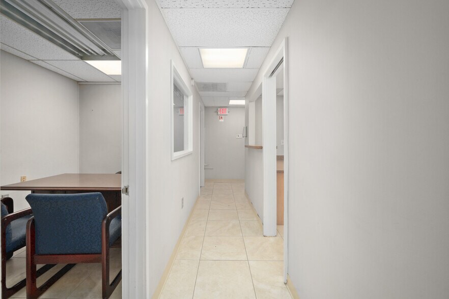 More Photos Of 2054 Park St, Jacksonville Medical For Lease
