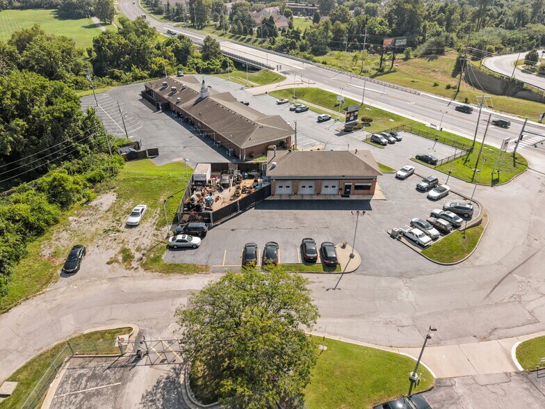 More Photos Of 14150 Sunswept Pk Court, Florissant General Retail For Sale