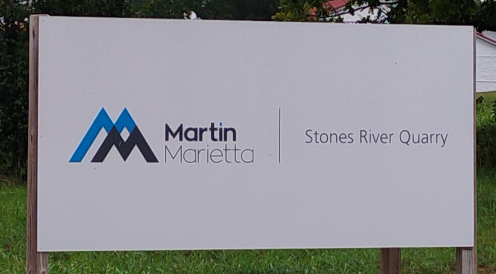 More Photos Of 3555 John Bragg Hwy, Woodbury Land For Lease