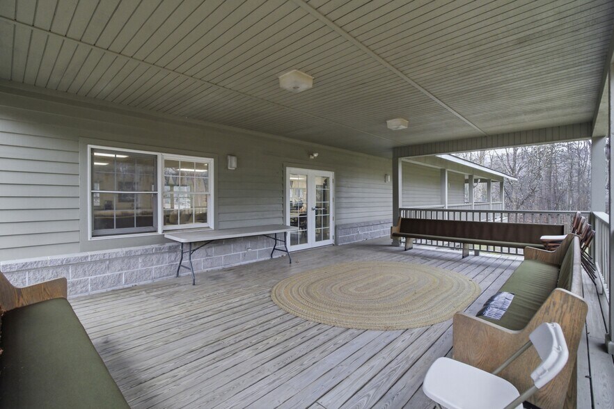 More Photos Of 89 Nolan Rd, Penfield General Retail For Sale