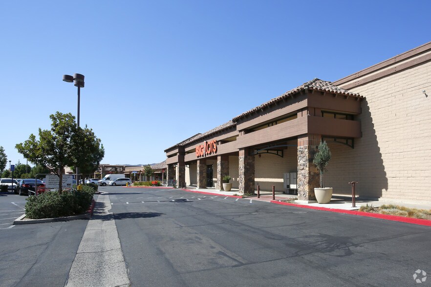 More Photos Of 32231-32291 Mission Trail Rd, Lake Elsinore Unknown For Lease