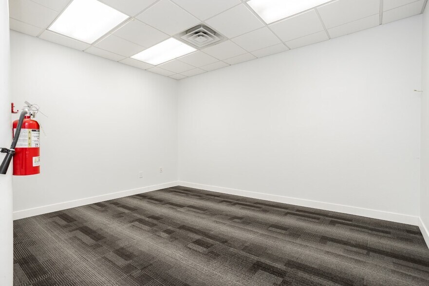 More Photos Of 3215 Birtcher Dr, Las Vegas Office For Lease