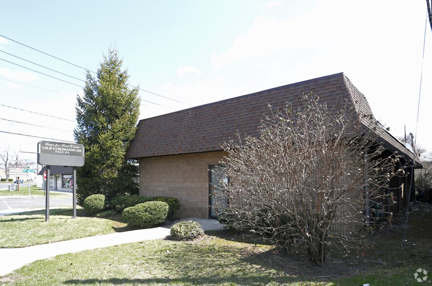 More Photos Of 1101 Raritan Rd, Clark Medical For Sale