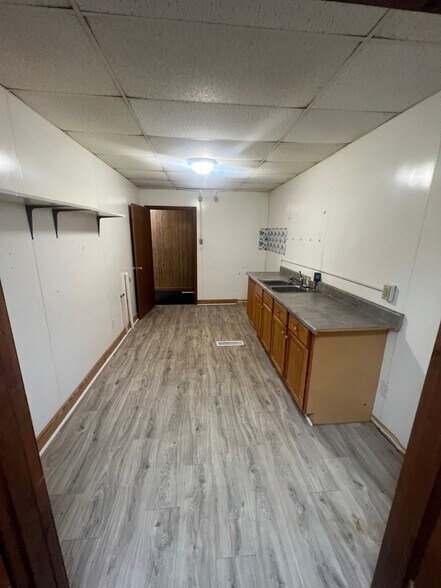 More Photos Of 9 J W Thomas Way, Thomasville Office For Lease