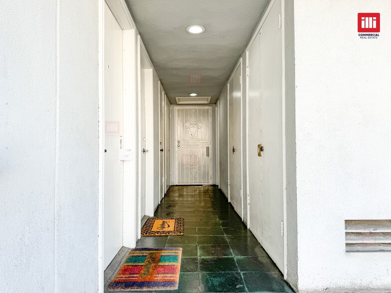More Photos Of 8240 Beverly Blvd, Los Angeles Storefront Retail Office For Lease