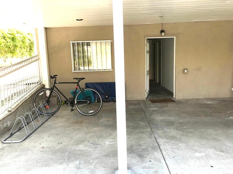 More Photos Of 6157 Mesa Ave, Los Angeles Specialty For Sale