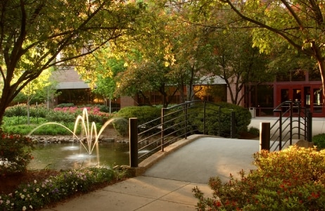 More Photos Of 2003 Corporate Ave, Memphis Office For Lease