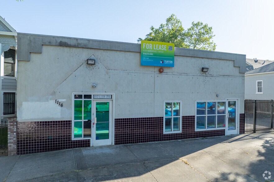 More Photos Of 1112 D St, Sacramento Showroom For Lease