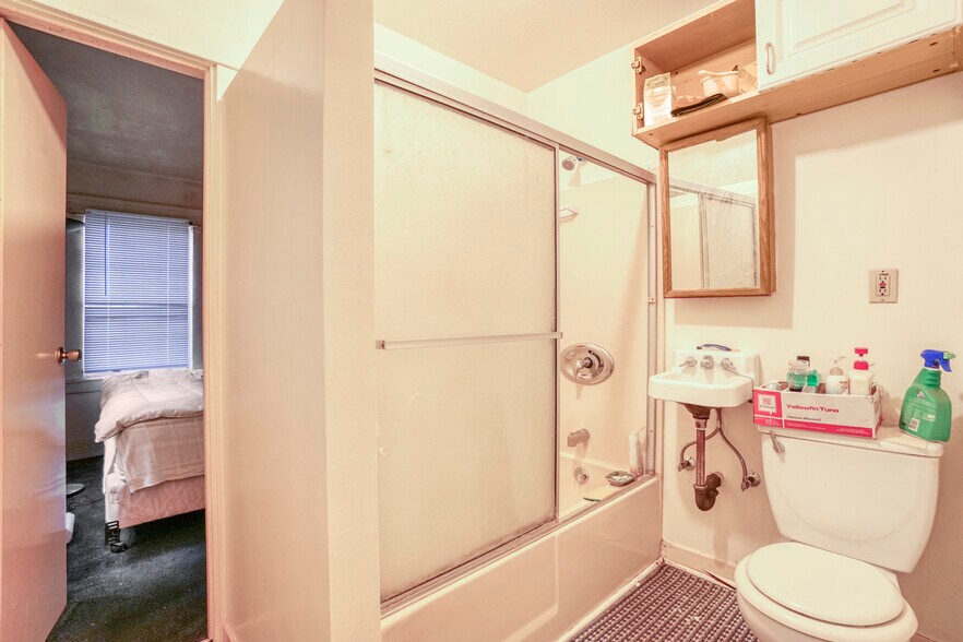 More Photos Of 2714 New Jersey St, Los Angeles Multifamily For Sale