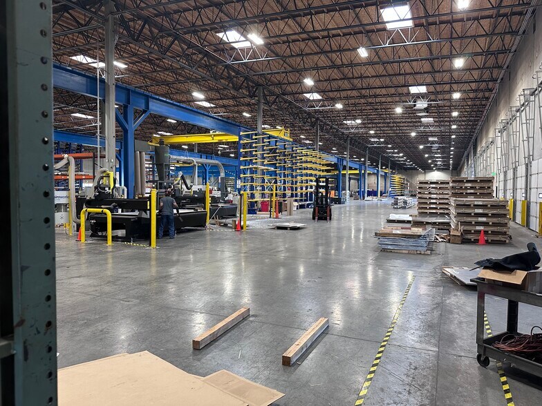 More Photos Of 223rd Ave & SE Stark St, Gresham Warehouse For Lease