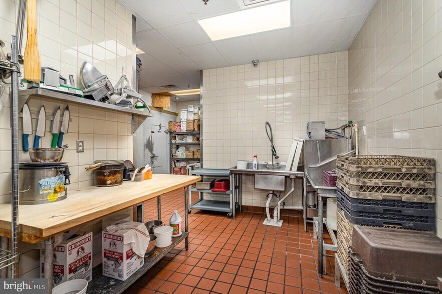 More Photos Of 132 W Main St, Westminster Restaurant For Sale