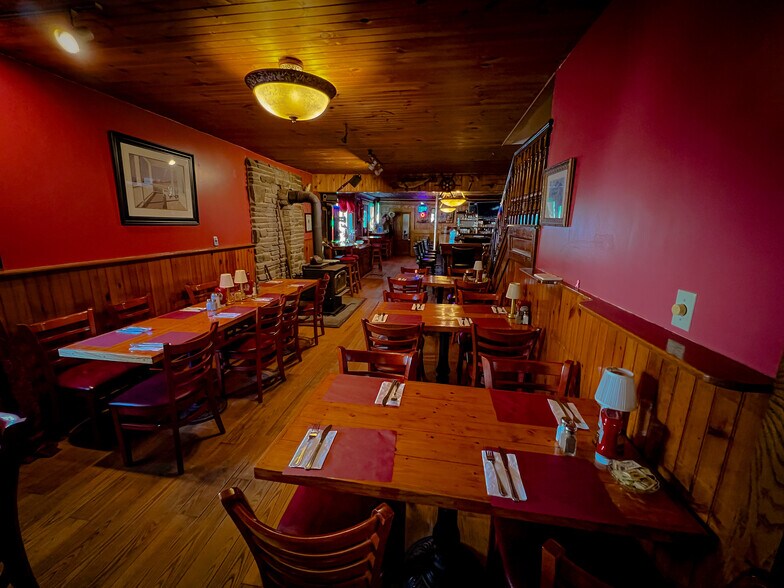 More Photos Of 7 Depot St, Long Eddy Hotel For Sale