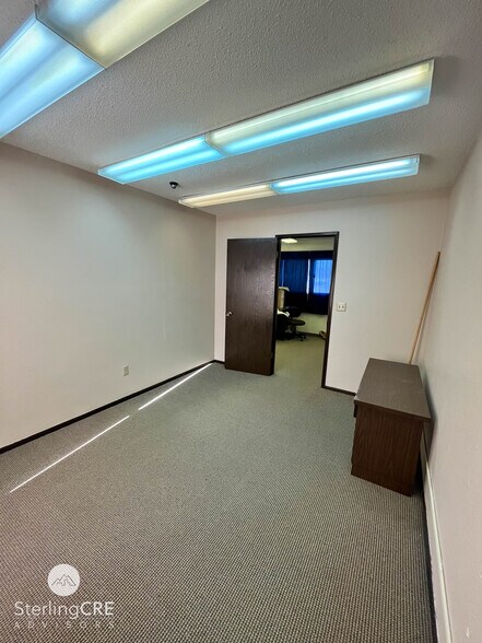 More Photos Of 204-214 Pinckney St, Hamilton Medical For Lease