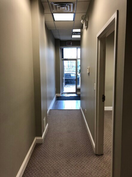 More Photos Of 1136 W Diversey Pkwy, Chicago Apartments For Sale